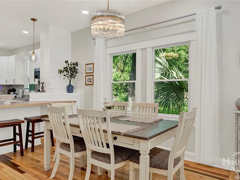 809 E Bolton St — Photo 23