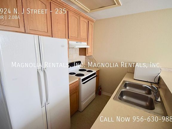 4th image of 2924 N J St #235