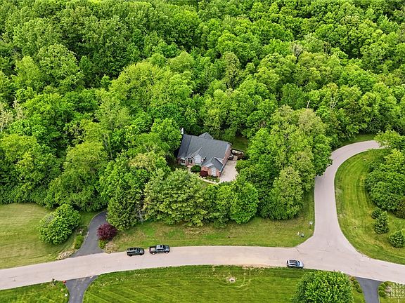 2nd image of 2570 River Bend Dr