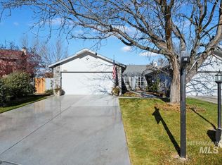 1981 N Interlachen Way, Meridian, ID 83646
