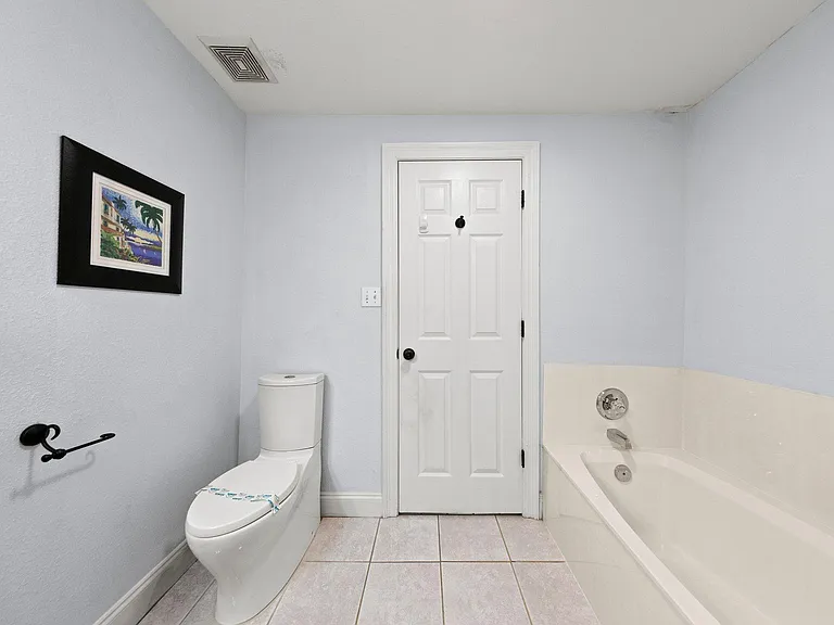 4507 Furling Ln #309 — Photo 16