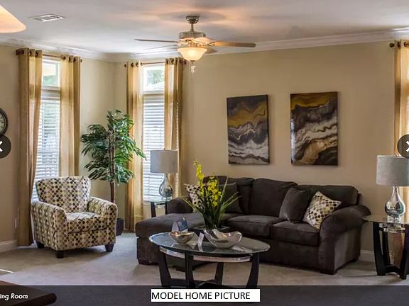 3rd image of 105 Mockingbird Dr