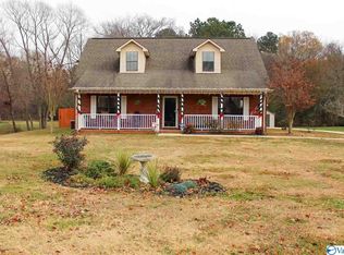 2003 New Center Rd, Somerville, AL 35670