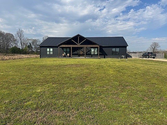 1st image of 585 Smith Rd