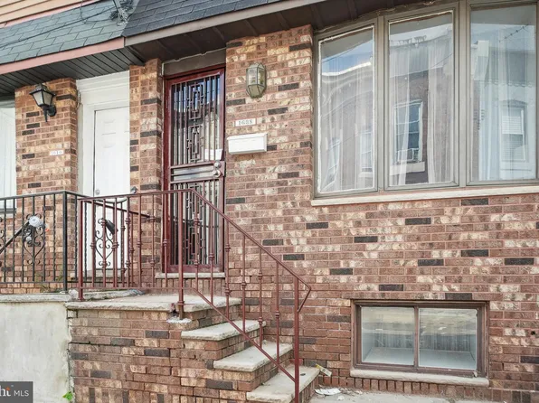 1638 S Taney St, Philadelphia, PA 19145