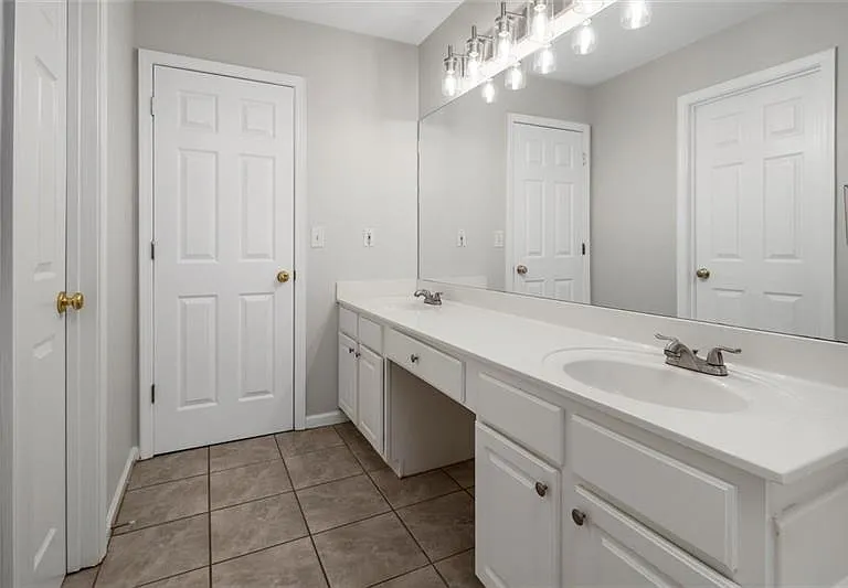 4220 Hunters Green Way NE — Photo 23