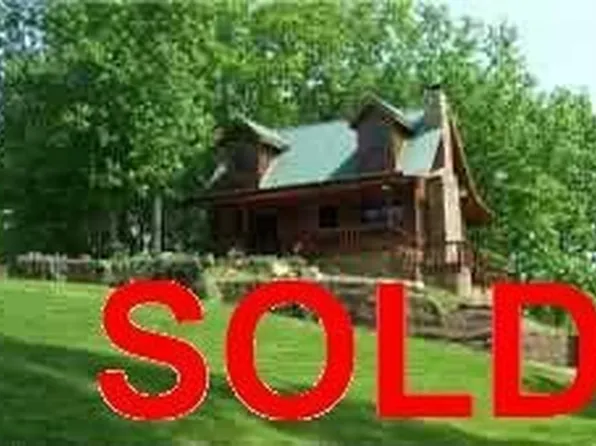1300 Lakeview Dr, Smithville, TN 37166