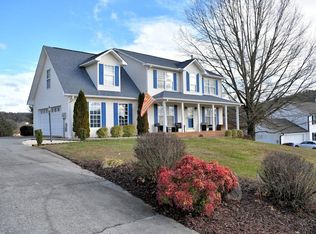 840 Garners Landing Blvd, Seymour, TN 37865