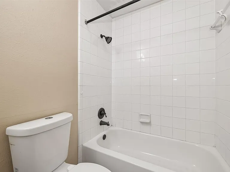 23035 Canal Rd — Photo 46