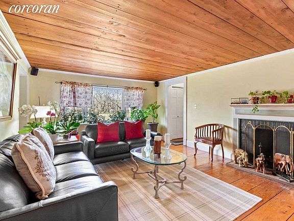 2nd image of 31 Evergreen Ave
