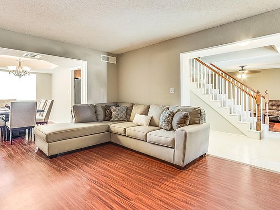 4th image of 4404 Loma De Oro Dr