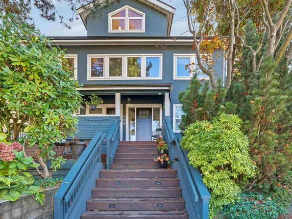 2682 W 8th Ave #4, Vancouver, BC V6K 2B6