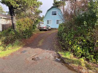 27006 Ridge Ave, Ocean Park, WA 98640