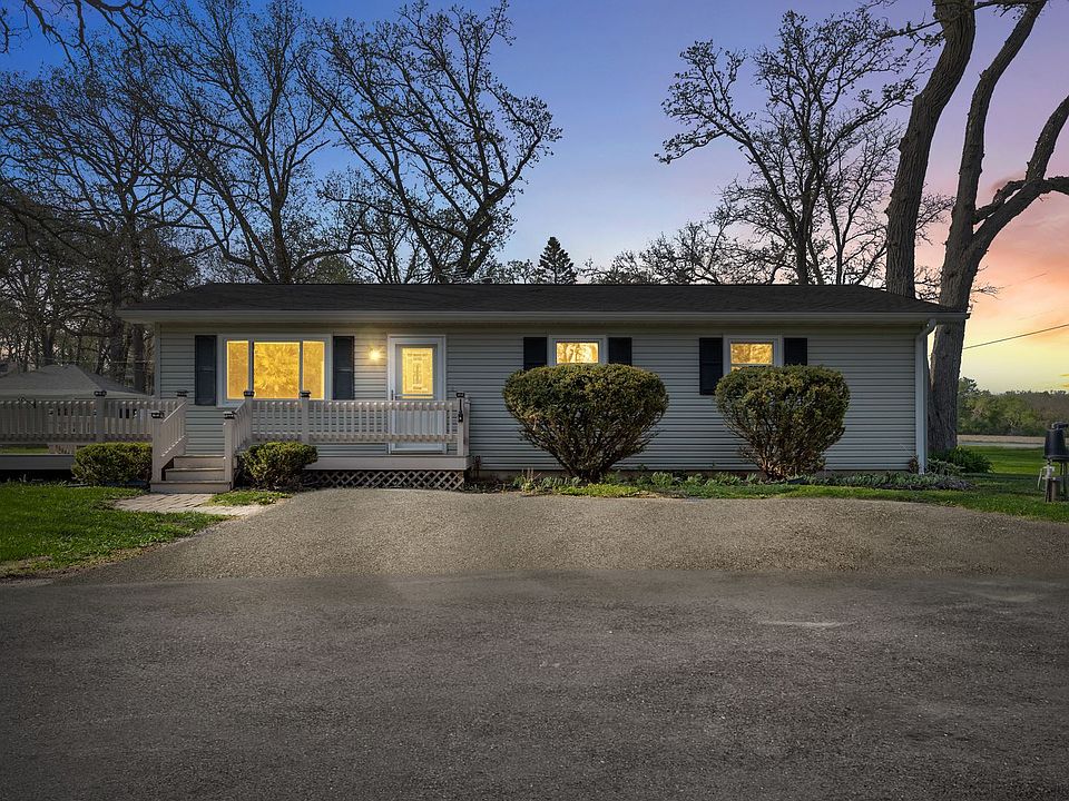 1st image of W3695 Linnwood Ave