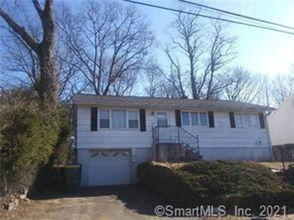 142 Benefit St Waterbury Ct 06704 Mls 170310401 Zillow