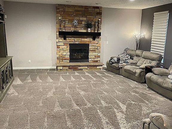 2nd image of 4138 Appleridge Ln