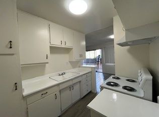 915 N Wilton Pl, Los Angeles, CA 90038