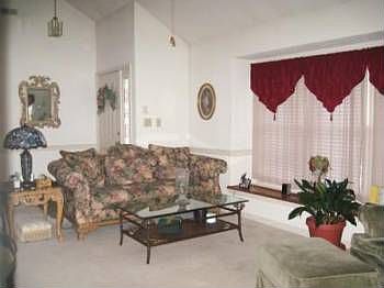 4th image of 101 Penny Ln