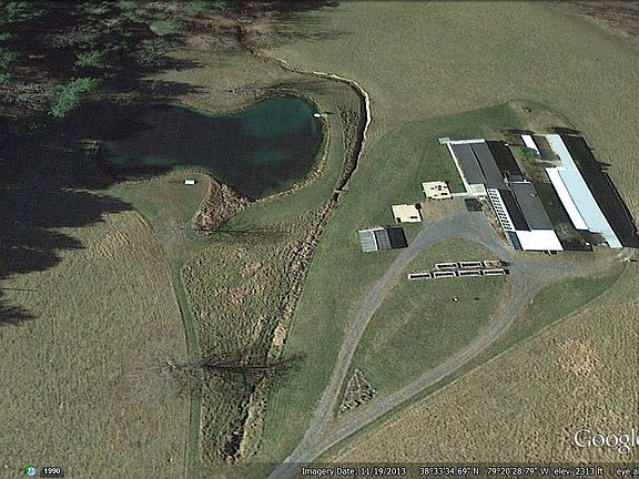 2000 ft2 shop on right