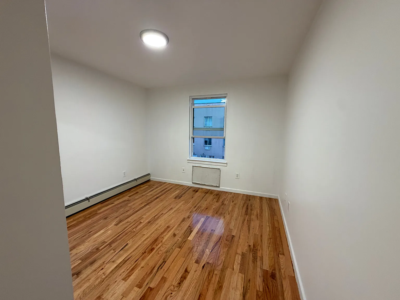 3 bed, $3,573 — Photo 4