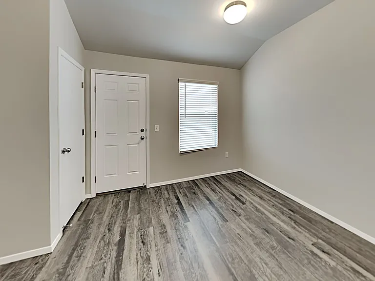 1832 Jack Rabbit Ln — Photo 8
