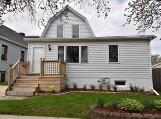 1110 Marshall Ave, South Milwaukee, WI 53172