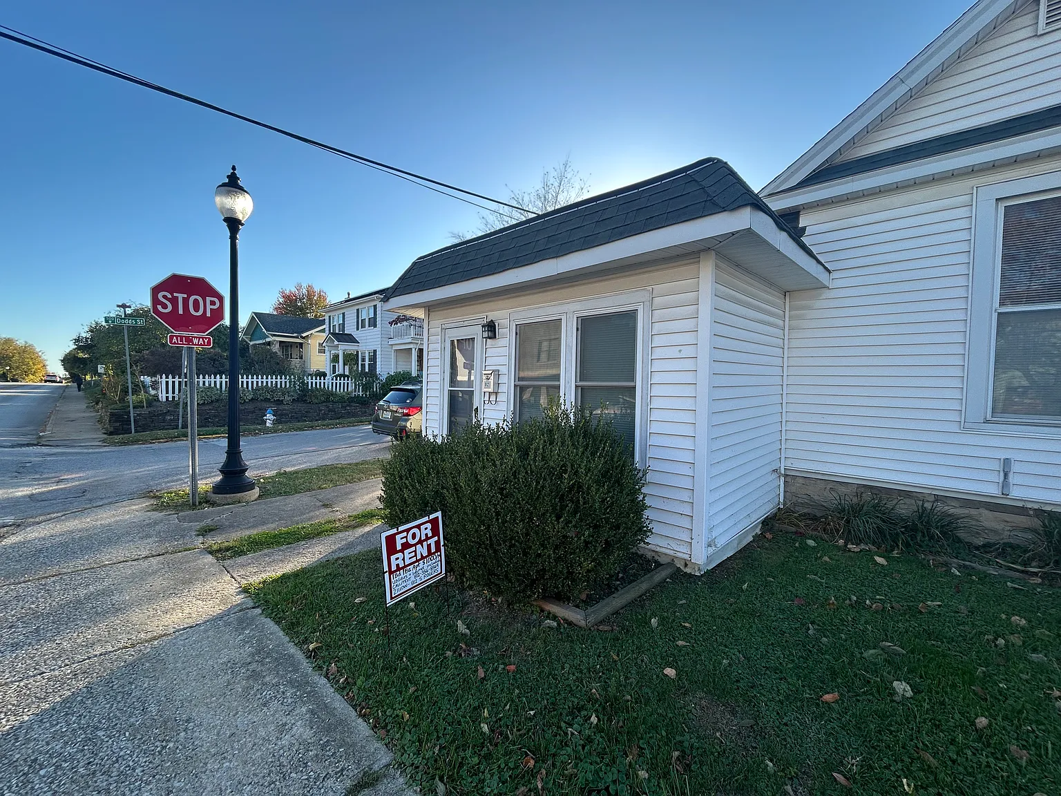 812 S Rogers St photo 1