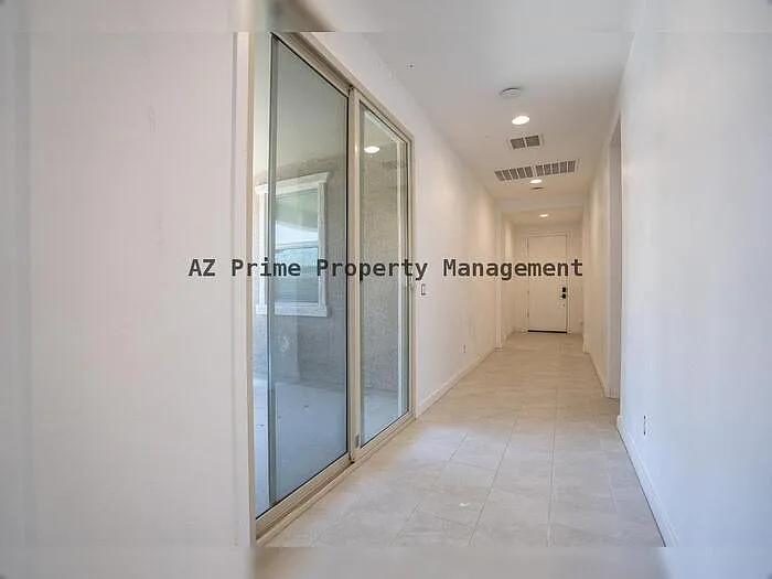 8139 E Osborn Rd — Photo 32