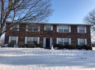 320 Gettysburg Rd, Belleville, IL 62226