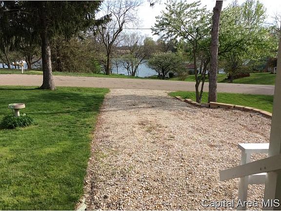 2nd image of 160 Lake Warren Dr