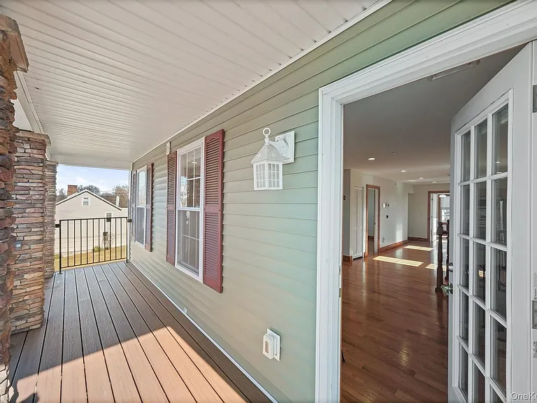 75 Albany St #3 — Photo 15