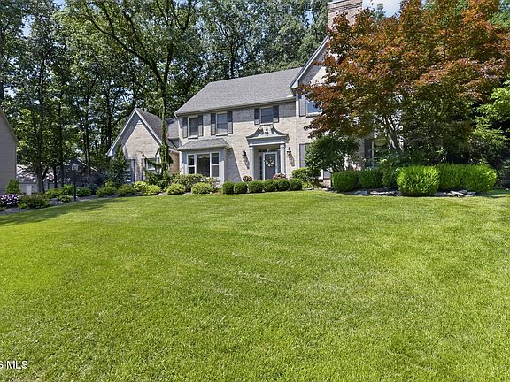 4th image of 630 Anastasia Ct