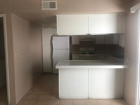 3rd image of 5383 Mountain Vista St Unit 4