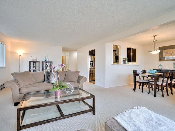 2nd image of 5003 Palmetto Ave APT 97