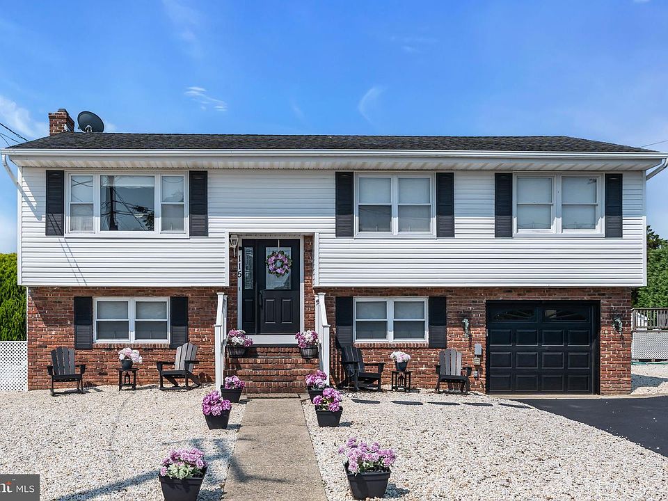1st image of 115 Hatteras Rd