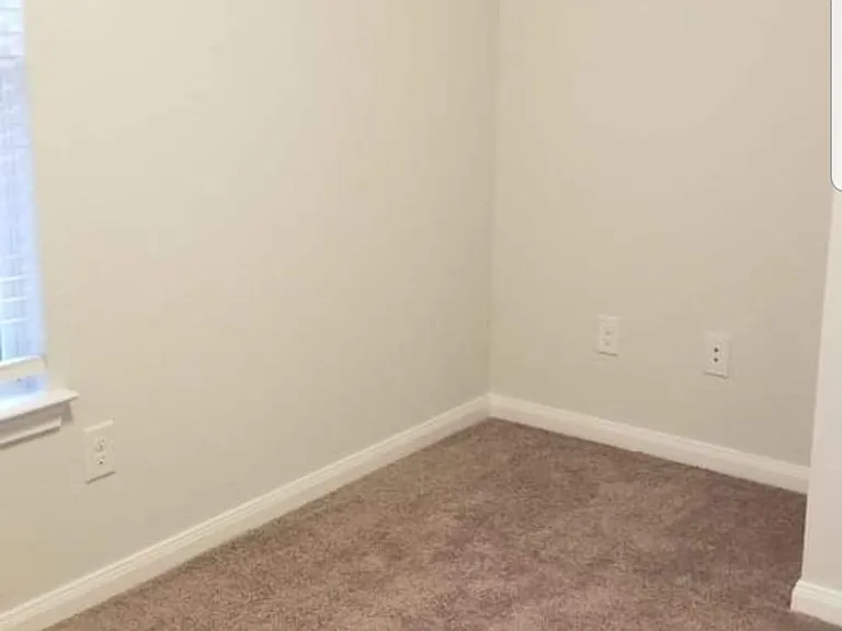 28608 Netawaka Ct — Photo 9