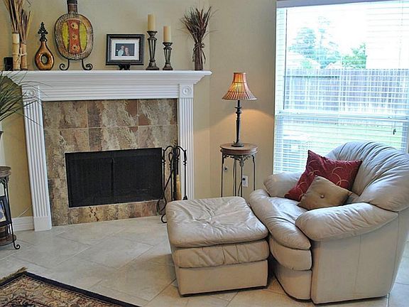 5th image of 1622 Laurel Springs Ln