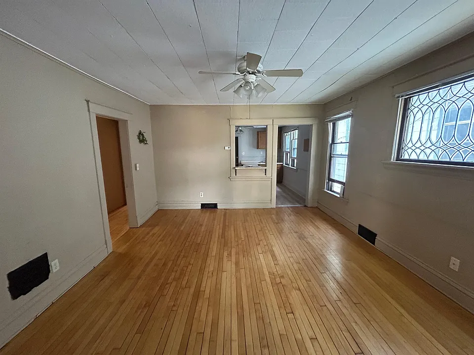 114 S Blair St #2