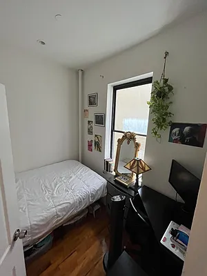 Rented by Point NYC | media 18