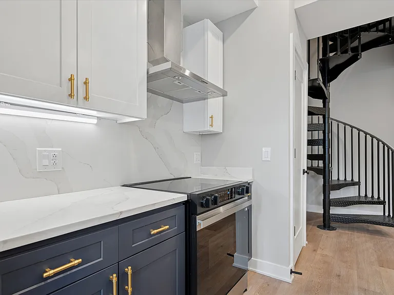 1626 Ridge Ave #Z17 — Photo 13