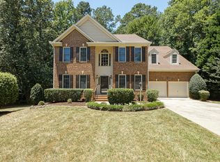 110 Dagenham Ln, Cary, NC 27518