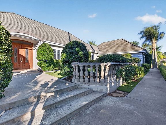 2nd image of 2098 Vista Valle Verde Dr