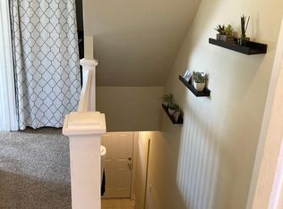 818 Hill St APT 2, Sewickley, PA