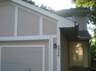 6906 N Orchard St, Liberty, MO 64068