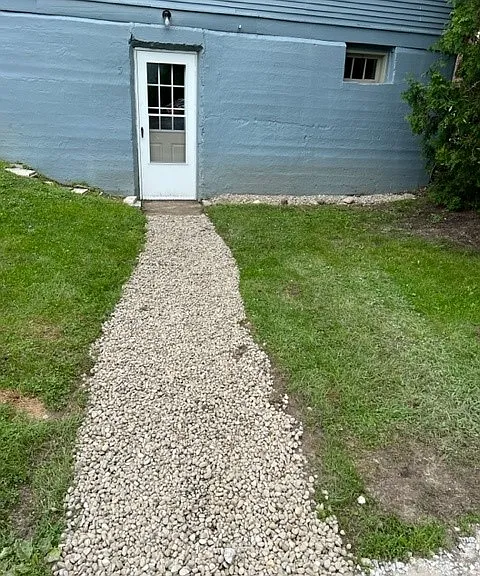 24 Royce St #5 — Photo 9
