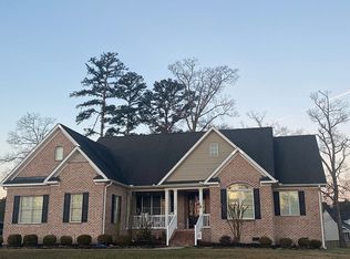 114 Rollingwood Dr, New Bern, NC 28562
