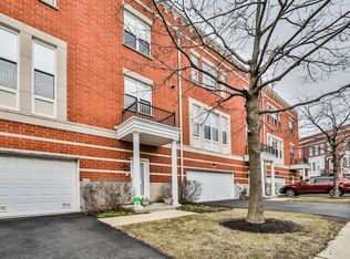 2668 W Dakin St, Chicago, IL 60618