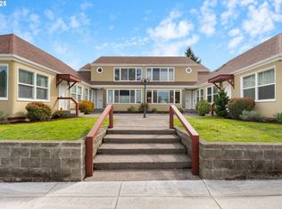 2438 NE Killingsworth St APT 4, Portland, OR 97211