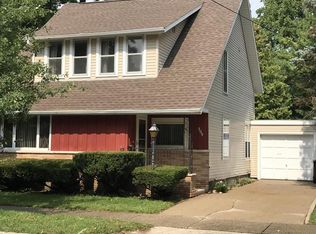 309 E Lovett St, Charlotte, MI
