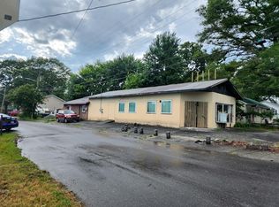 201 N Fredrick St, Dalton, GA 30721